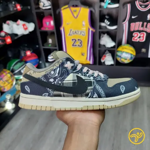 Nike SB Low Travis Scott