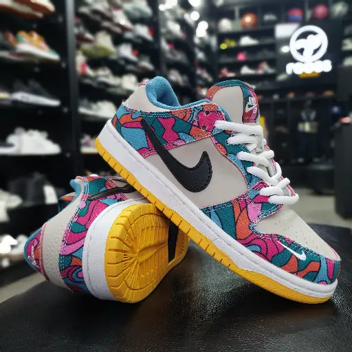 Nike SB Dunk Low Parra 