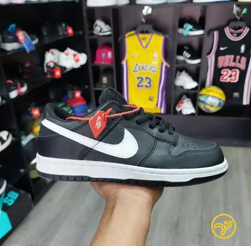 Nike SB Dunk Low Black Panda 