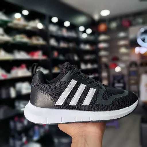 Adidas Multix Negro Franjas Blancas